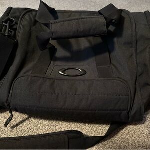 Oakley Duffle